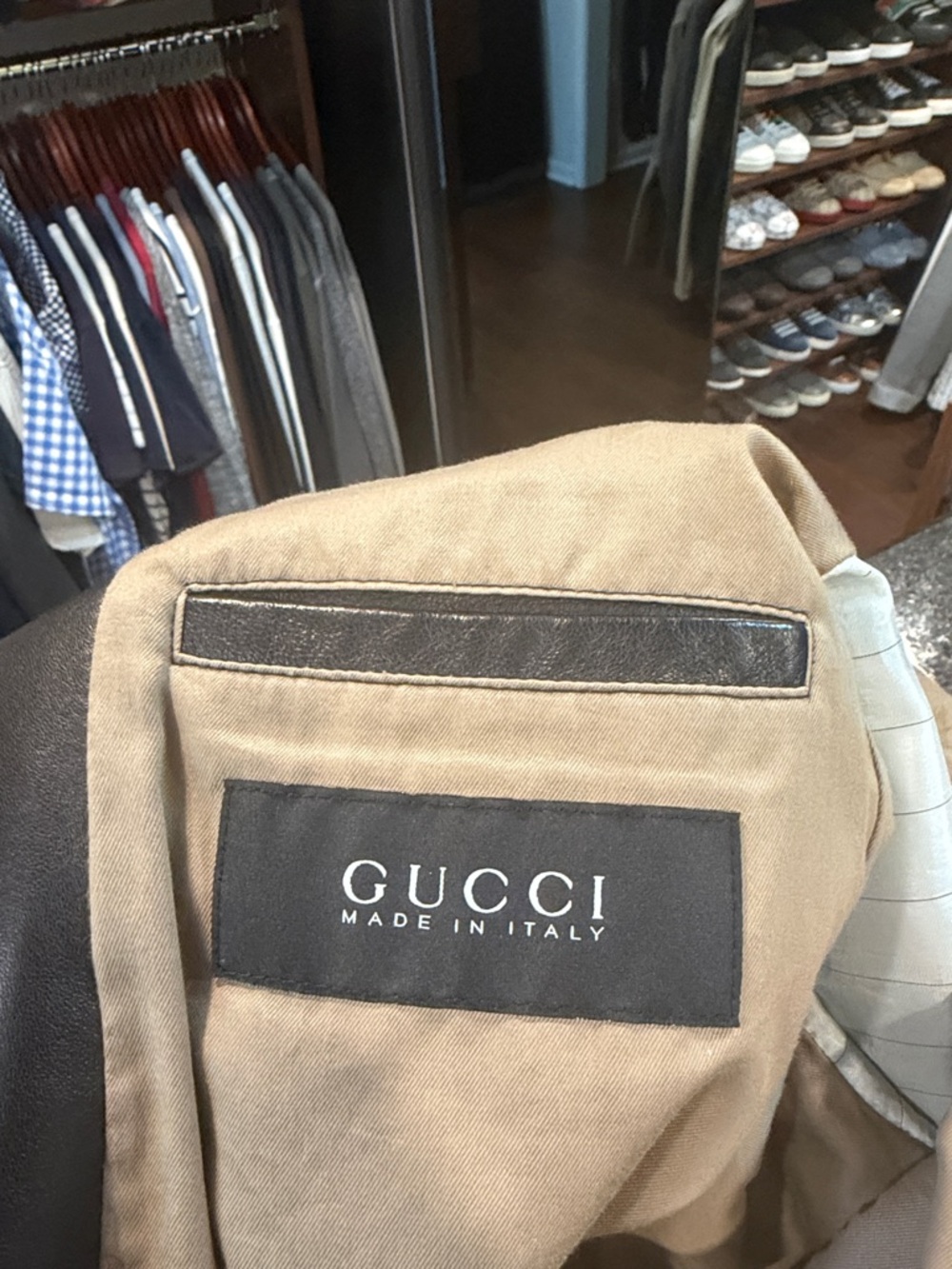 GUCCI Vintage Black Nylon and Leather Jacket with Signature Web Trim. - Picture 4 of 5